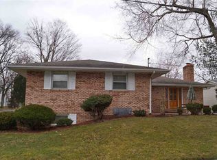 521 W Perry St, Warsaw, IN 46580