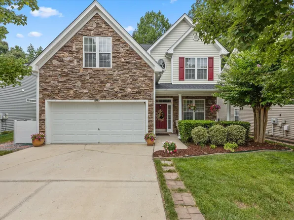 8035 Marsh Hollow Dr, Raleigh, NC 27616