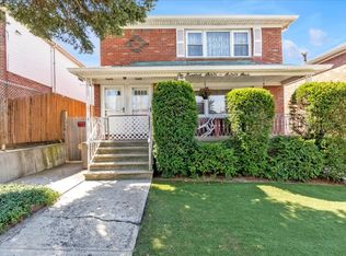 13024 59th Ave, Flushing, NY 11355