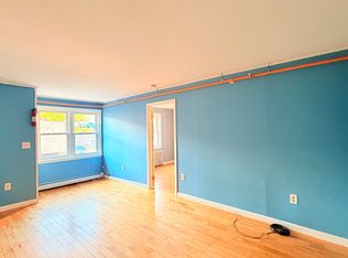 248 College St #3, Burlington, VT 05401