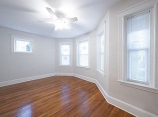 214 Chestnut St APT 1, Cambridge, MA 02139