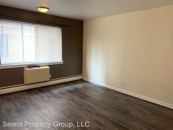 2nd image of 1417 N Prospect Ave #3751048
