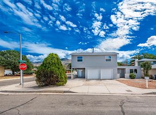 2520 Hiawatha Dr NE, Albuquerque, NM 87112
