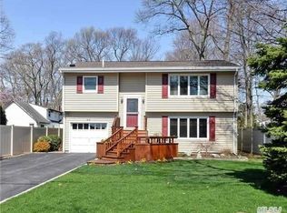 43 Polk Ave, East Northport, NY 11731