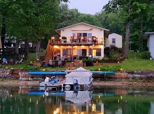 826 Shawnee Beach Dr, Bronson, MI 49028