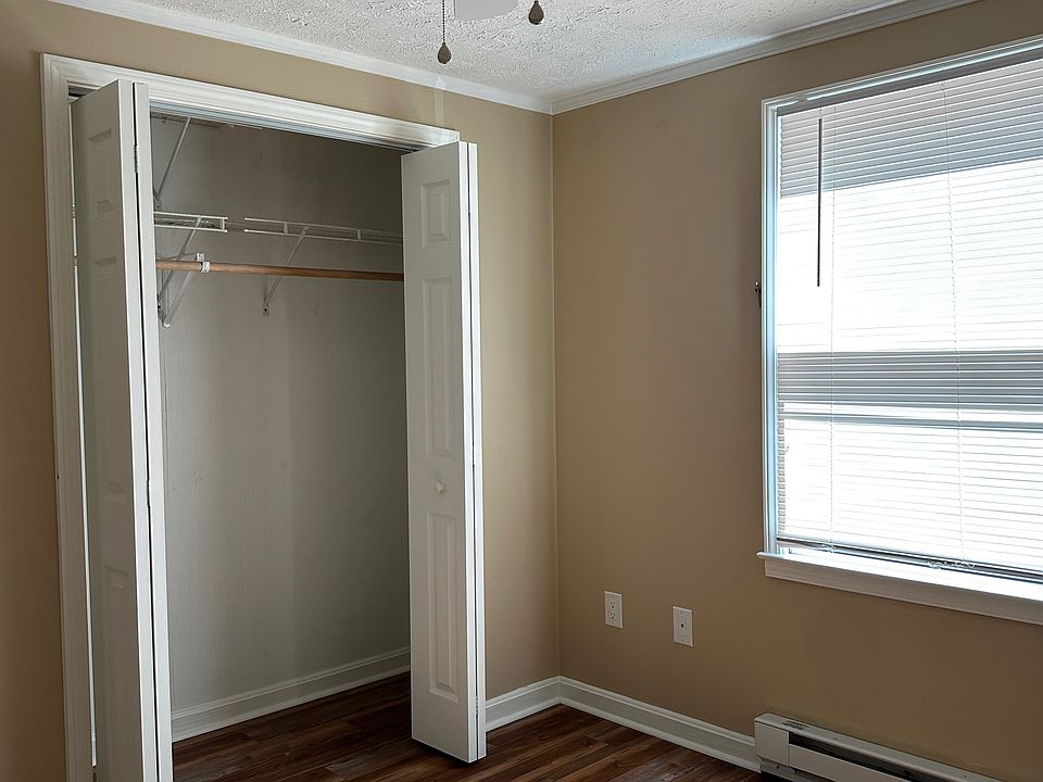 Bedroom, open closet