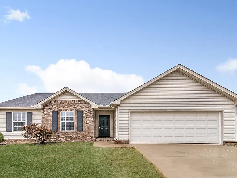 3012 Wellington Pl — Photo 1