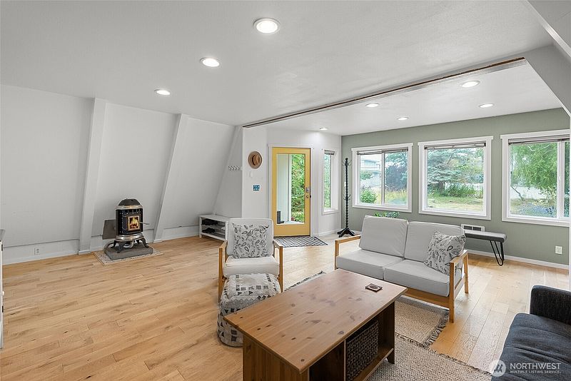 5th image of 4440 Sucia Drive