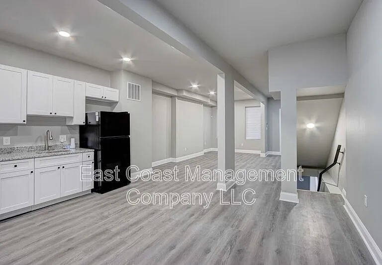 2619 Loyola Northway — Photo 2