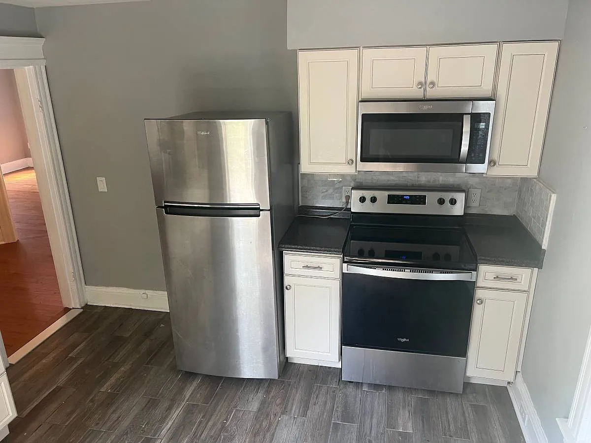 2 bed, $1,500 — Photo 2