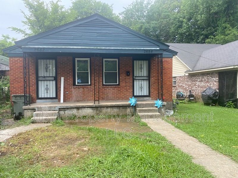 1st image of 2682 Carnes Ave