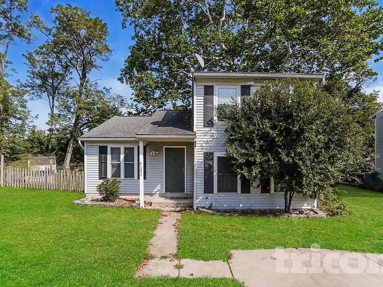 1277 Collier Ln — Photo 1