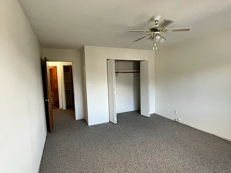 33702 McDougall Ave #303 — Photo 6