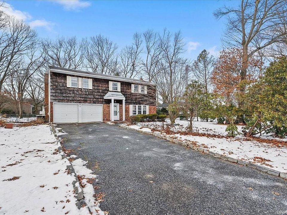 1st image of 70 Ledgewood Drive