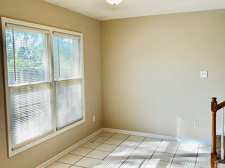 809 Steeplechase Way — Photo 8