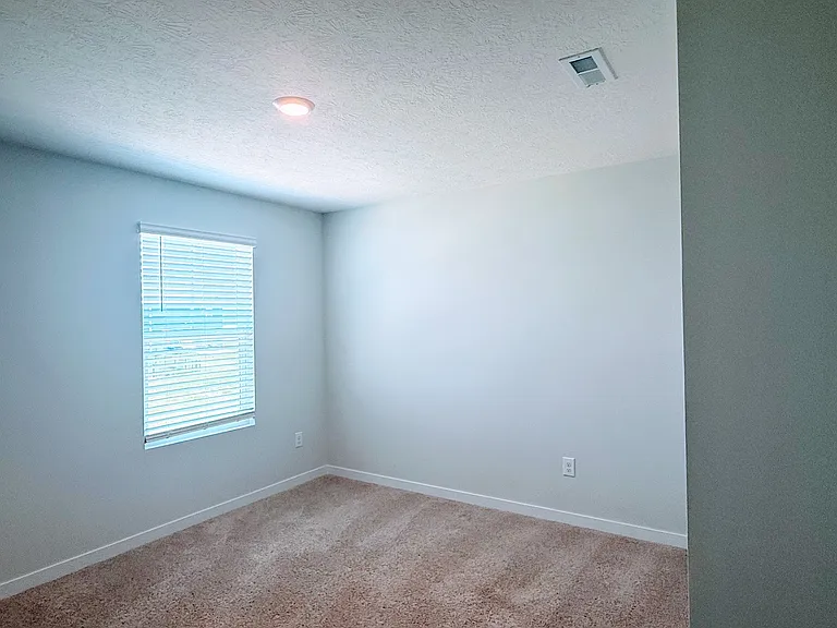 6304 Marinelli Dr N — Photo 22