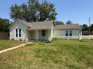 400 N Main St, Goddard, KS 67052