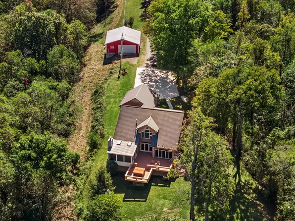 369 Adams Ridge Ln, Woodbury, TN 37190