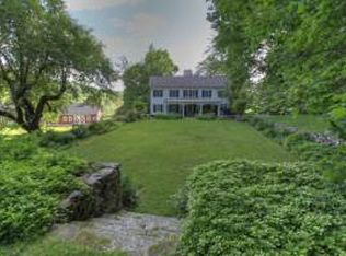 13 Ice Glen Rd, Stockbridge, MA 01262