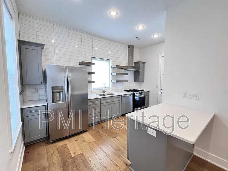 1372 S Duncan Ave — Photo 8