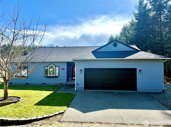 71 E Happy Home Drive, Belfair, WA 98528