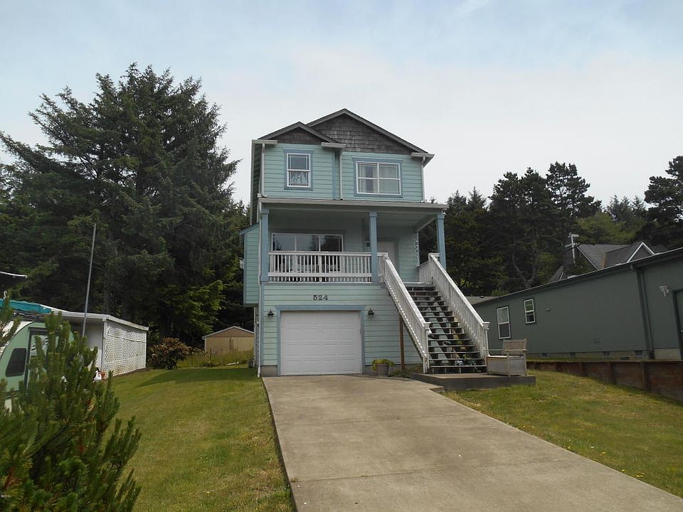 1st image of 524 SE Jetty Ave