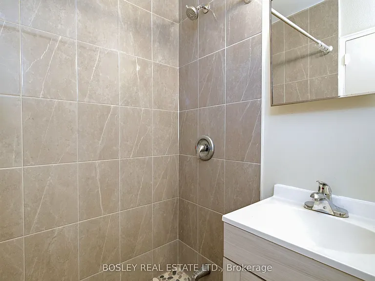 85 Lawton Blvd #304 — Photo 12