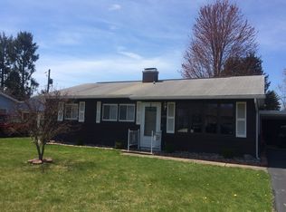 1437 Country Club Ln, Williamsport, PA 17701