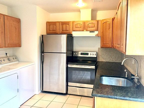 3rd image of 1701 Westwind Way #5
