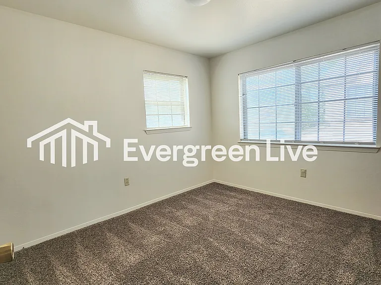 117 Raven Dr — Photo 17