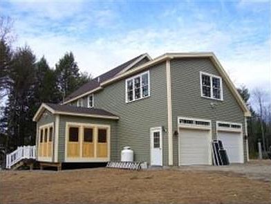 2nd image of 26 Monadnock Ln
