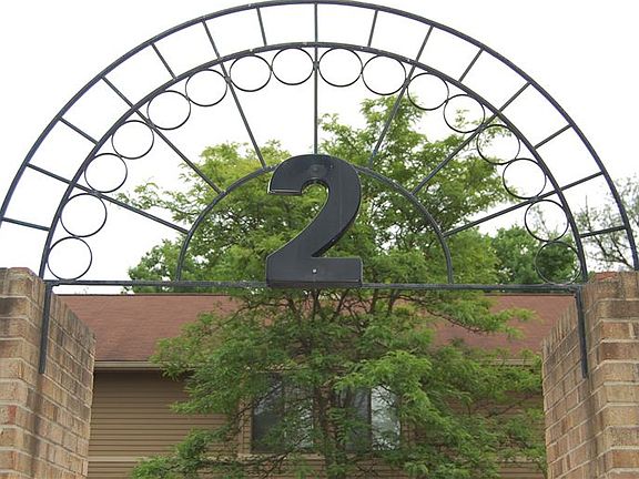 3rd image of 200 Briarcrest Dr Unit 123