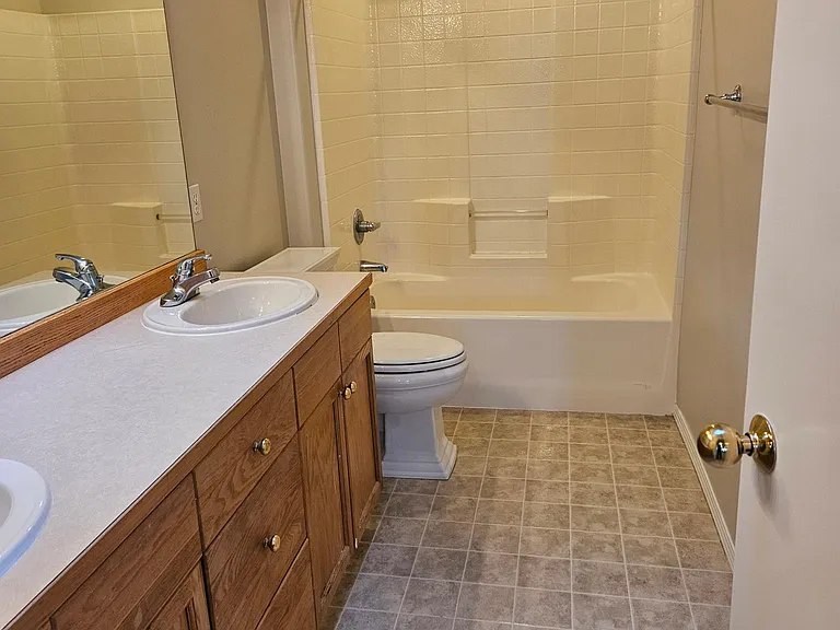 14219 NE 86th Pl — Photo 17