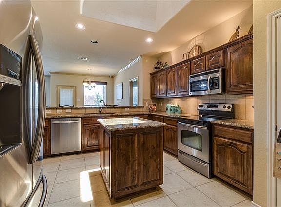 5th image of 1216 Spanish Moss Dr