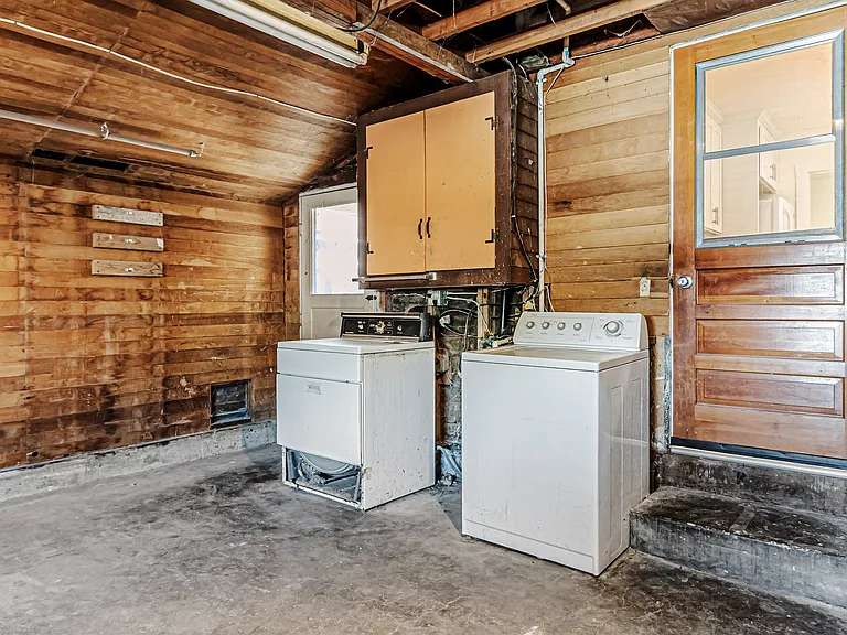 2158 San Rafael Ave — Photo 34
