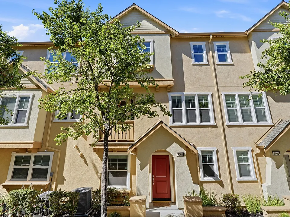 3664 Branding Iron Pl
