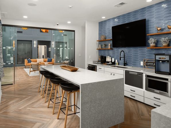 100 Gillespie Dr #16103