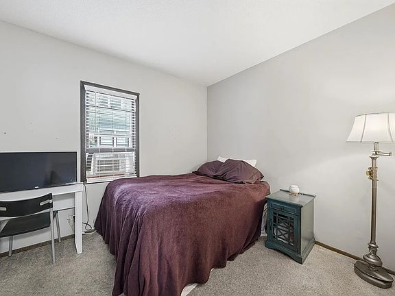 3rd image of 2303 22nd Ave S #1