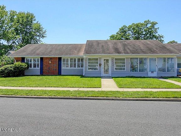 2nd image of 699A Plymouth Drive