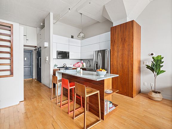 3rd image of 535 Dean St APT 502