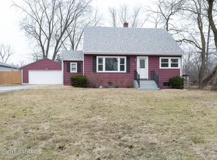 2706 31st St, Zion, IL 60099