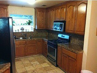 3rd image of 748 Calero Ave