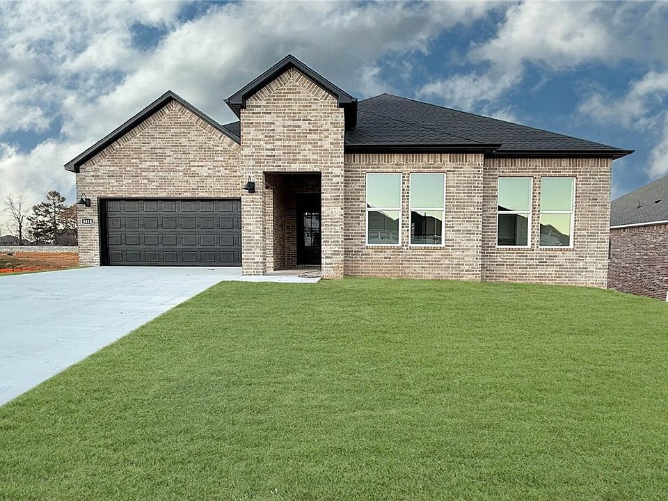 1st image of 5377 Nicolas Ave