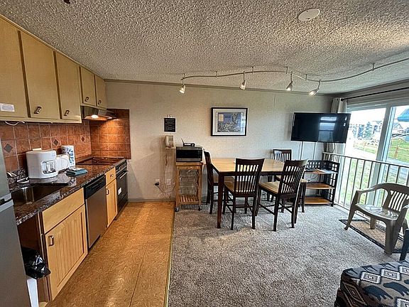 2nd image of 75 Mountain Lodge Ln #142