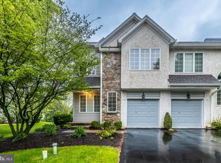 32 Buttonwood Dr, Exton, PA 19341