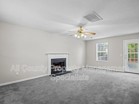 2nd image of 5 Sterling Ridge Ct