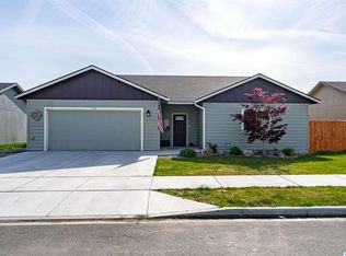 548 N Irving Pl, Kennewick, WA 99336