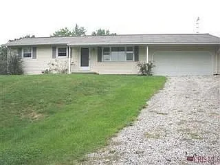 7171 Laurelview Cir NE photo 1