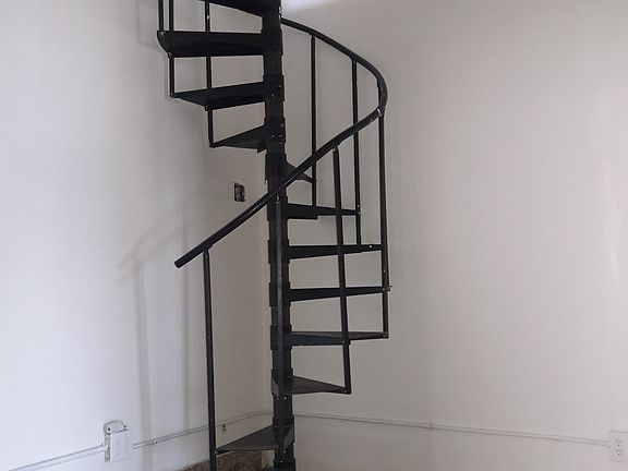 5th image of 2818 E Florence Ave