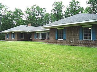 13 Charles Storch Rd, Elmira, NY 14903